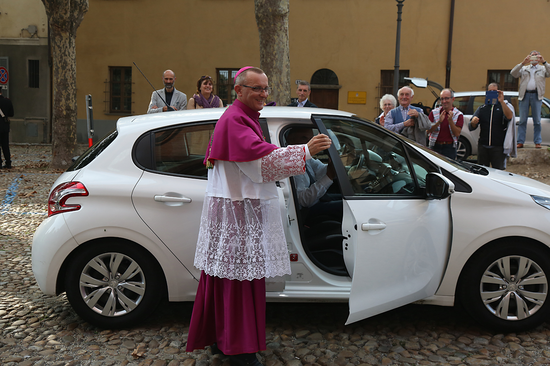 Monsignor Marco Prastaro Vescovo di Asti_036.jpg